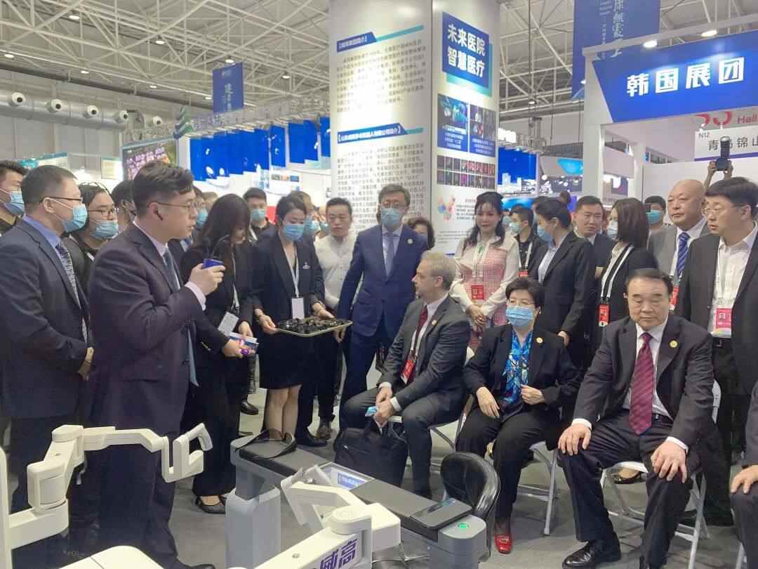 威高集团手术机器人亮相博鳌亚洲论坛，打破国外技术垄断